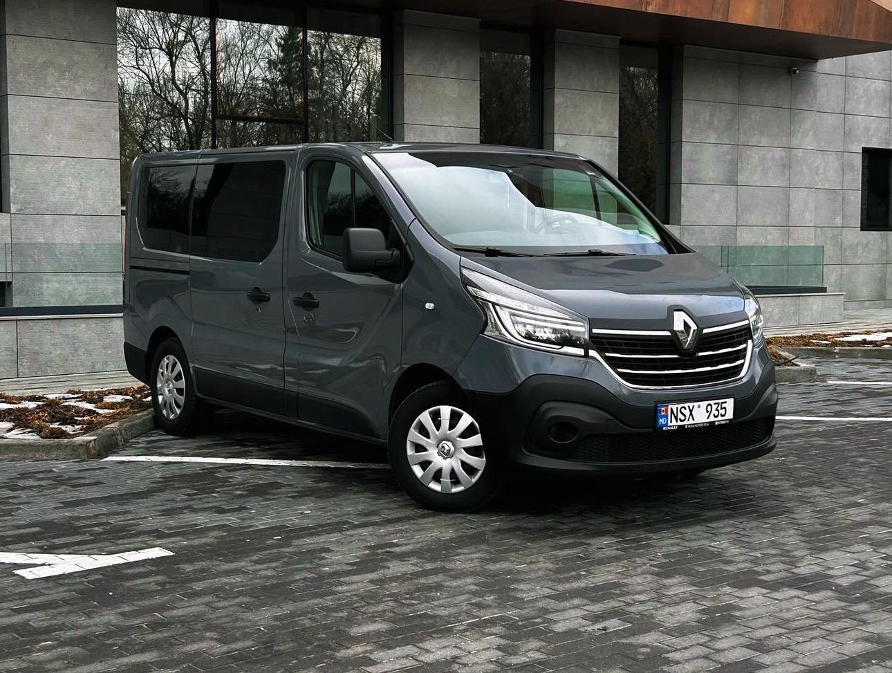 Renault Trafic 9 Locuri