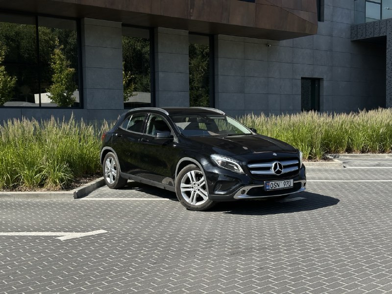 Mercedes-Benz GLA